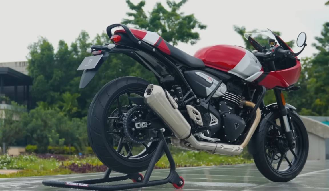 Triumph Thruxton 400