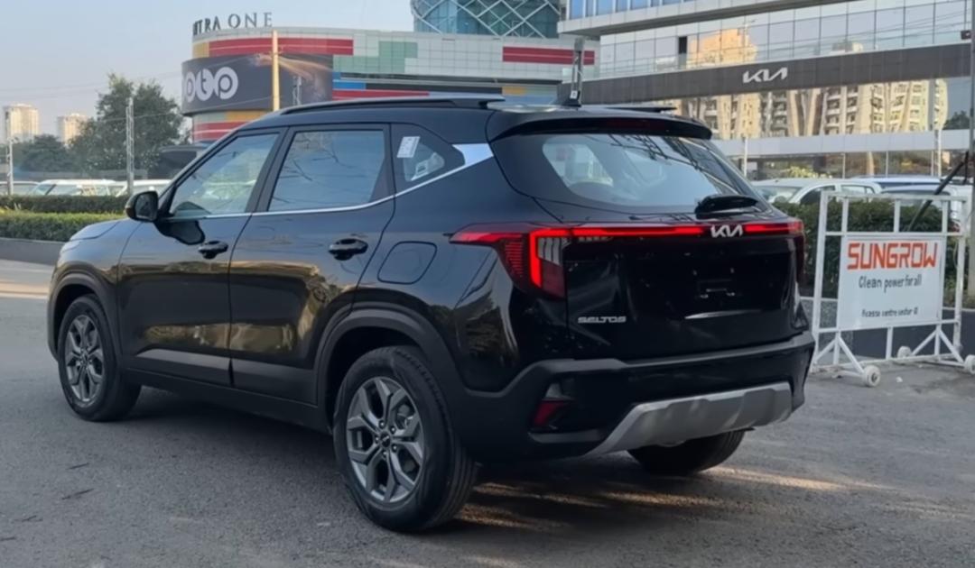 Kia Seltos Spied 